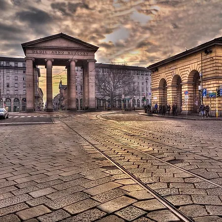 بيت ضيافة Piazza Xxiv ميلان